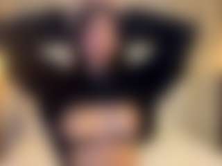 MarianaBranz's Live Sex Cam Show