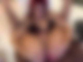 MarianaBranz's Live Sex Cam Show