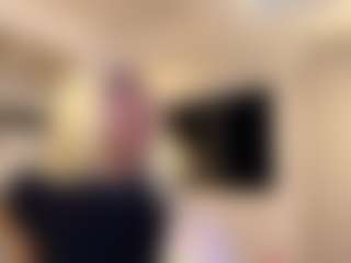 MarianaBranz's Live Sex Cam Show