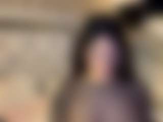 Live cam show with MarianaBranz - Fingering on SquirtSoMuch