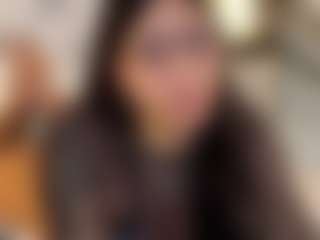 Live cam show with MarianaBranz - Black Petite on numayanayam.club