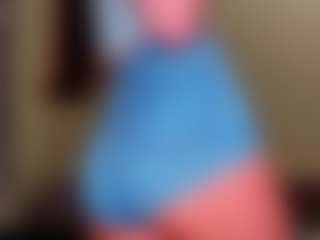 Live cam show with Kimmberrr - Green Eyes on Mixed Magazine Live