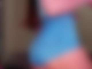 Live cam show with Kimmberrr - Brown Hair Teen (18+) on Dolls Live