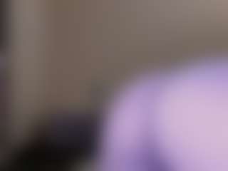 Kimmberrr's Live Sex Cam Show