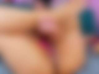Maleywa's Live Sex Cam Show