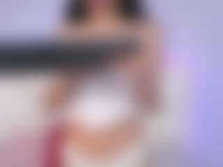 ROXANNE-64's Live Sex Cam Show