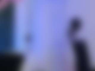 Victoria Mooree MILF webcam performer live streaming