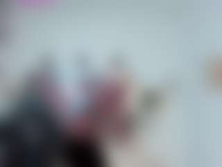 Live cam show with Victoria Mooree - Middle Aged on TottyGirls