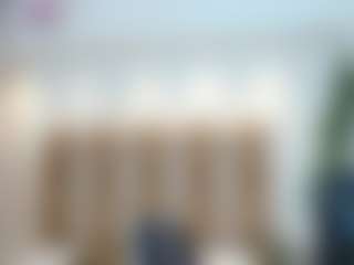 Victoria Mooree MILF webcam performer live streaming