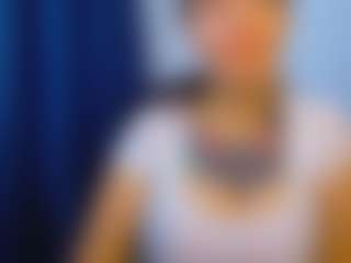 Live cam show with Ann - Gray Eyes on CamClone
