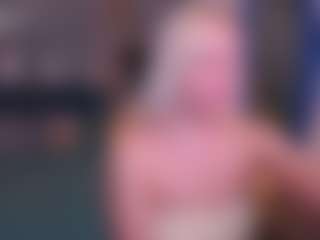 Live cam show with ArishkaLulu - Moaning on SinfulBabes