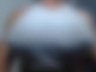 hilary18inches's Live Sex Cam Show