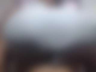 hilary18inches's Live Sex Cam Show