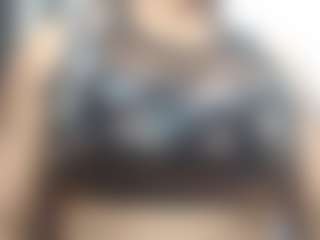 hilary18inches's Live Sex Cam Show