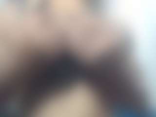 hilary18inches's Live Sex Cam Show
