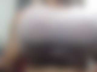 hilary26cm's Live Sex Cam Show
