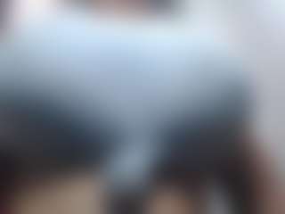 Live cam show with maria18inches - Big Tits on Camsoda