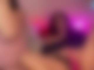 Live cam show with loveznina - Dirty Talk on luckytryst.com