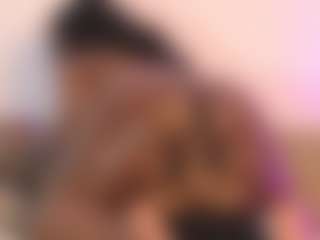 Live cam show with TiffanyMena - Colombia MILF on livesuperchat.net