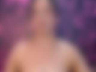 Live cam show with MilfRockRoll - Mature on TeamSkeetLive