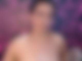 MilfRockRoll MILF webcam performer live streaming