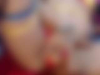 Live cam show with MilfRockRoll - Bikini on sexylive.show