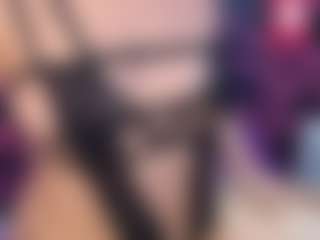 MilfRockRoll's Live Sex Cam Show
