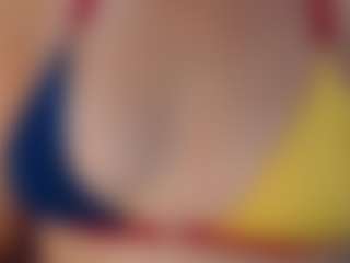 Live cam show with MilfRockRoll - Middle Aged on Camiplay Live