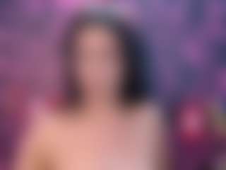 Live cam show with MilfRockRoll - Thong on Camsoda