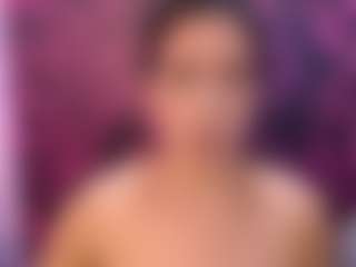 MilfRockRoll MILF webcam performer live streaming