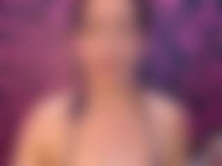 Live cam show with MilfRockRoll - Athletic Small Tits on Camming Site