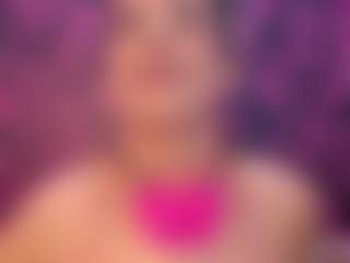 Live cam show with MilfRockRoll - Public Mature on xfollow cams