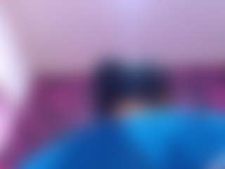 Live cam show with MilfRockRoll - Middle Aged on Camsoda