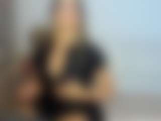 Live cam show with sophimoreno - Athletic on xheatlive.com