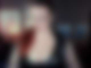 Live cam show with MrsIngrid - MILF on CamwithHer