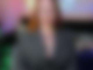 Live cam show with MrsIngrid - Shaved on LiveSexCams6