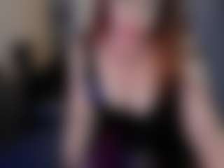 Live cam show with MrsIngrid - Shaved on live18s.com