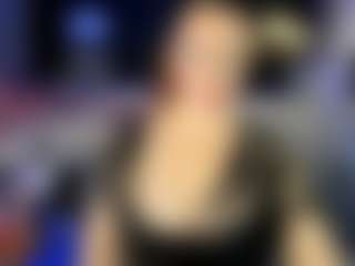 Live cam show with MrsIngrid - Granny Petite on Mixed Magazine Live