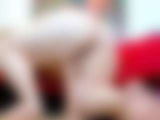 Live cam show with lindalovesexy - Lush MILF on Camsoda