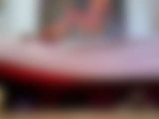 Live cam show with lindalovesexy - Bedroom MILF on sexylive.show