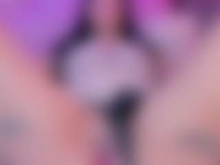 Live cam show with CHANNEL GUSS - Nipple Piercings on Camiplay Live