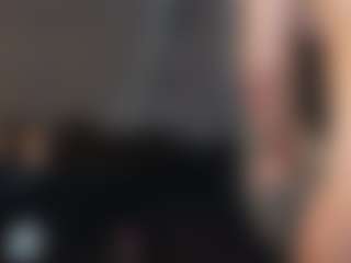 Live cam show with LauraColor - Green Eyes on Dolls Live