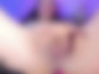 Live cam show with kim-alissa - Slave on Camsoda