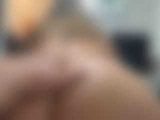 jadebay's Live Sex Cam Show