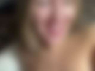 Live cam show with jadebay - Car on ObeyMaria