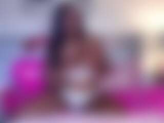 Live cam show with Tikalalin - Curvy on alttransgirls