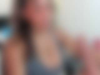 Live cam show with lizzie-williams - Camel Toe on Soda Cam
