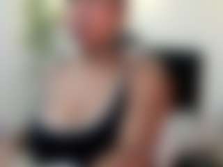 Live cam show with lizzie-williams - Bedroom Latina on fuklive.com | colombia