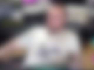 Live cam show with Leek - Handjob on livesuperchat.net