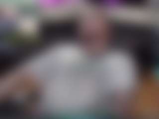 Live cam show with Leek - Genital Piercings on Camsoda